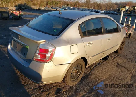 2011 Nissan Sentra 2.0S from USA, damaged, VIN 3N1AB6AP4BL696710